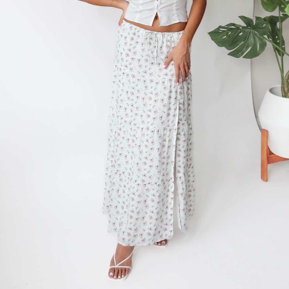 Camila Skirt in White